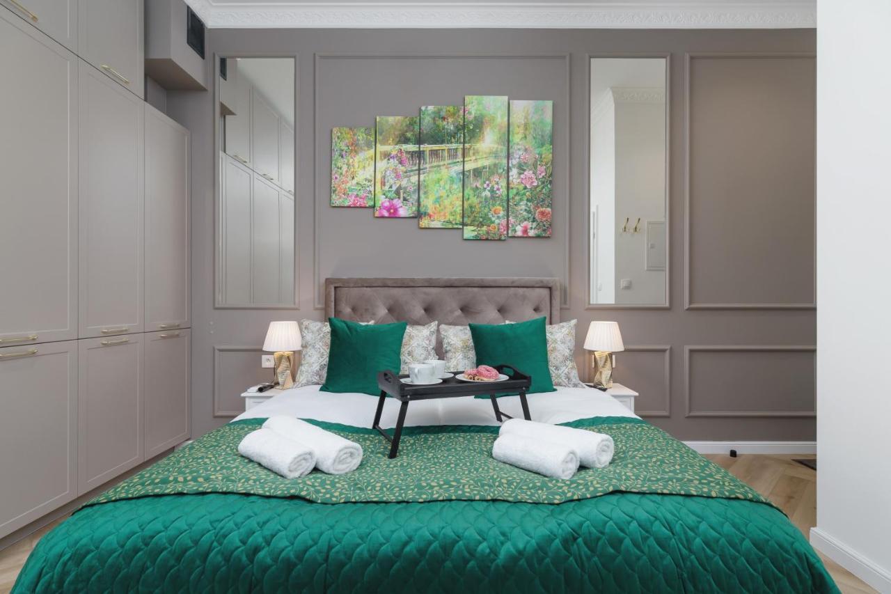 Kazimierz Studio With Jacuzzi By Renters Prestige Cracovie Extérieur photo
