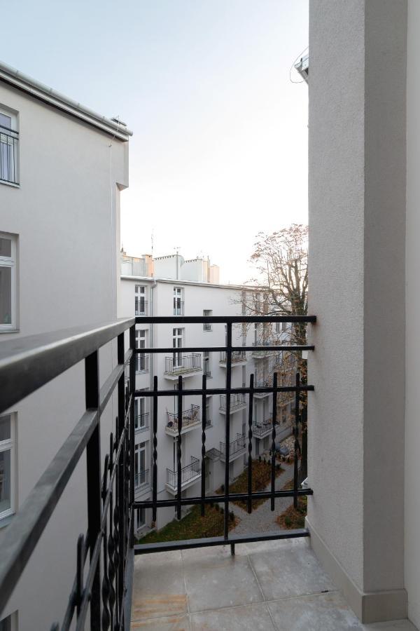 Kazimierz Studio With Jacuzzi By Renters Prestige Cracovie Extérieur photo