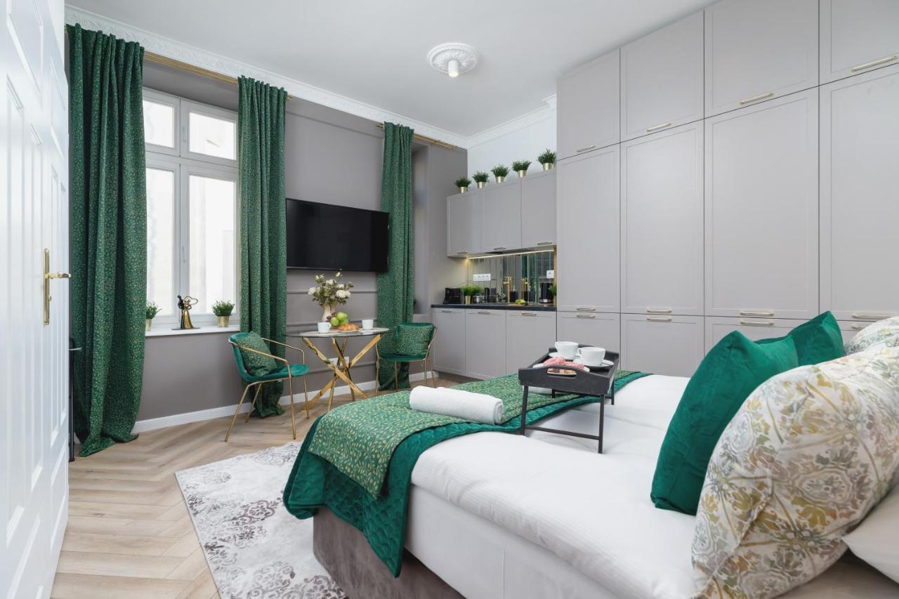 Kazimierz Studio With Jacuzzi By Renters Prestige Cracovie Extérieur photo